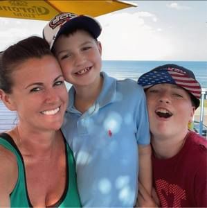 Meet your Posher, Chrissy